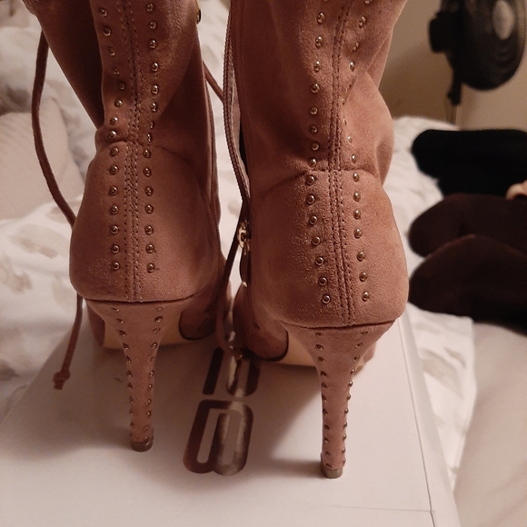 Booties - Picture 5 of 5